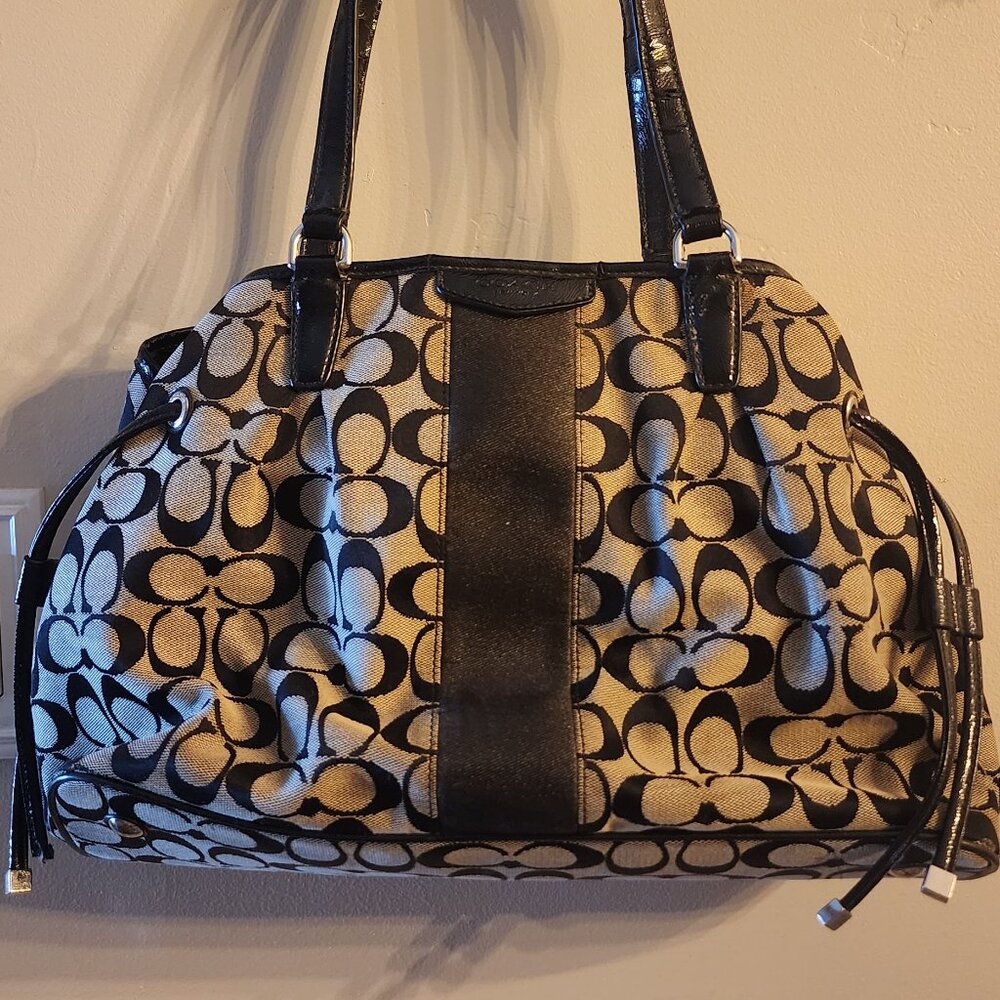 Coach purse - Picture 2 of 2